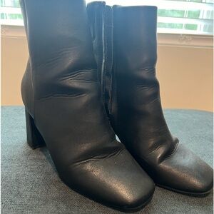 Black wedge heel